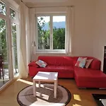 Holiday home Grünes Flores: Oasis With Zero Emissions Bad Ischl