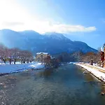 Holiday home Grünes Flores: Oasis With Zero Emissions Bad Ischl